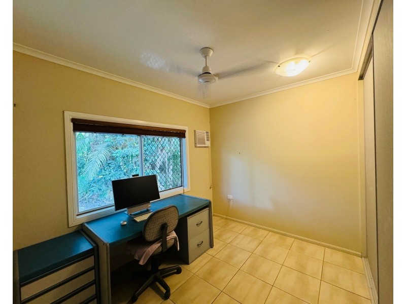 15 Seafarer Street, South Mission Beach QLD 4852