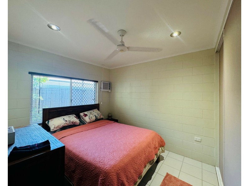 15 Seafarer Street, South Mission Beach QLD 4852