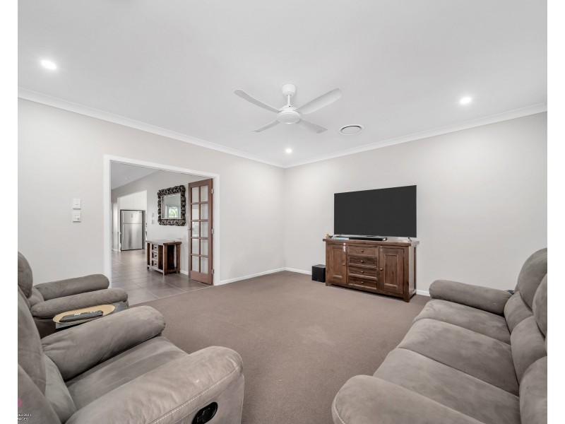 22 Mariner Dr, South Mission Beach QLD 4852
