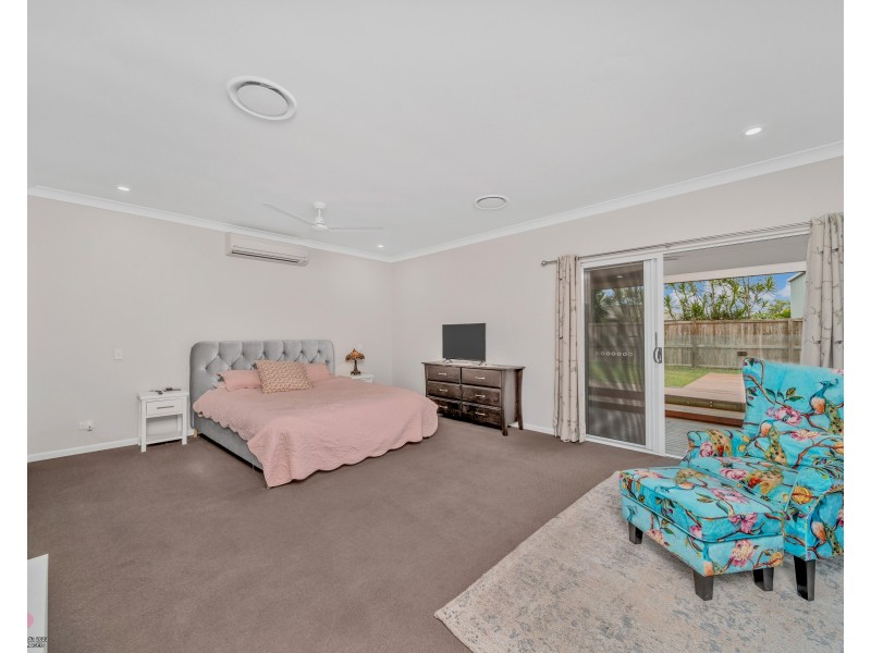 22 Mariner Dr, South Mission Beach QLD 4852