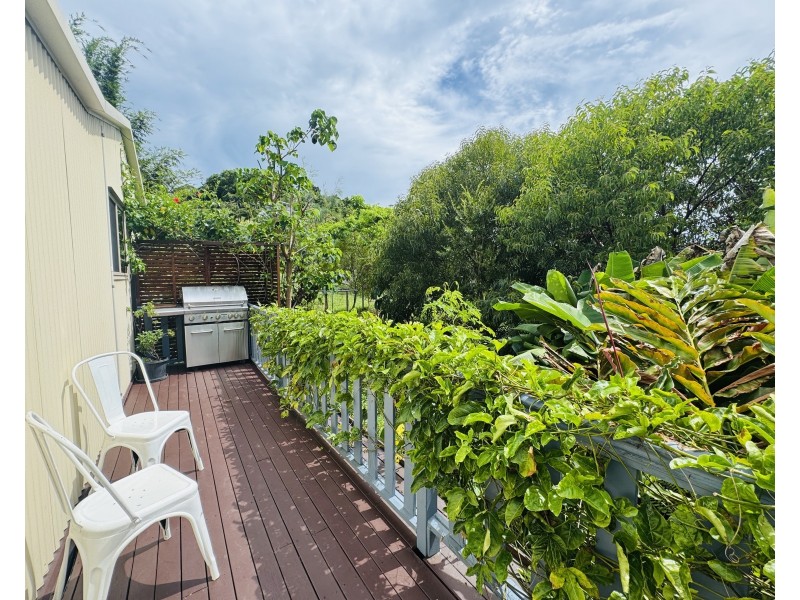 23 Jackey Jackey St, South Mission Beach QLD 4852