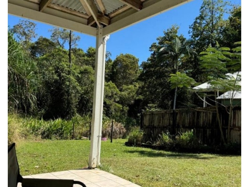 75 Holland Street, Wongaling Beach QLD 4852