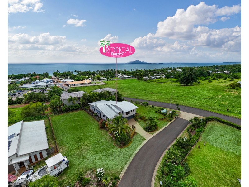 4 Rise Crescent, Mission Beach QLD 4852