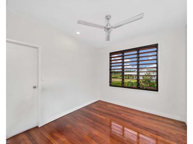 4 Rise Crescent, Mission Beach QLD 4852