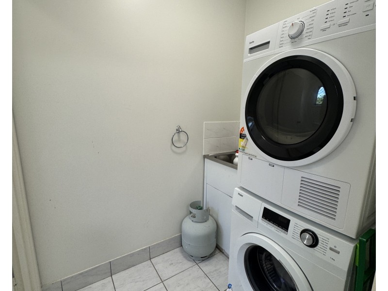 Unit 2/55-57 Reid Rd, Wongaling Beach QLD 4852