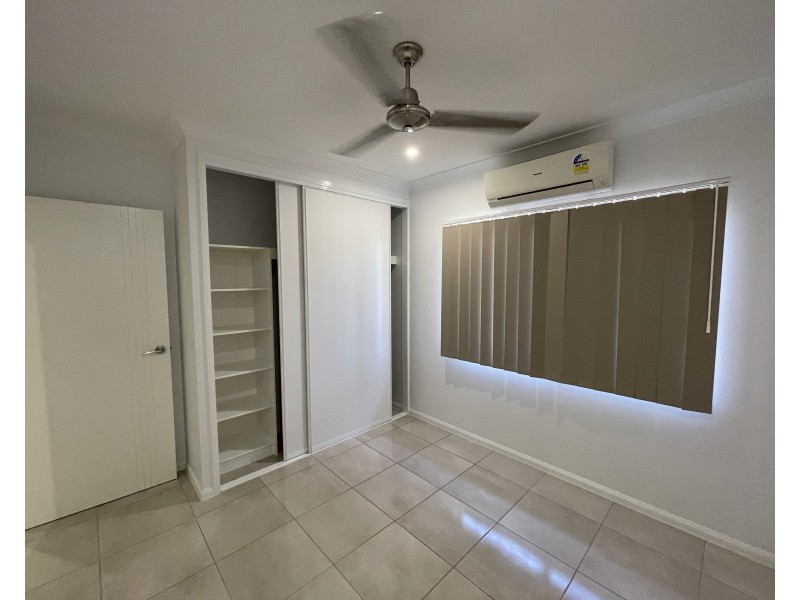 37 Midshipman St, South Mission Beach QLD 4852