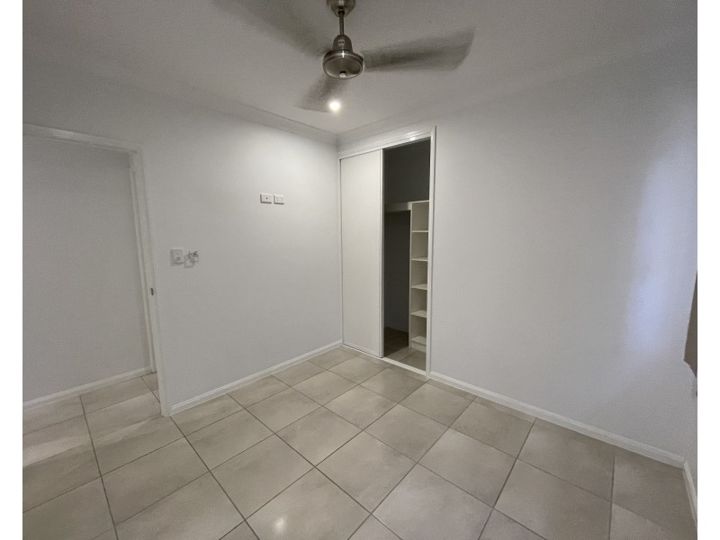 37 Midshipman St, South Mission Beach QLD 4852