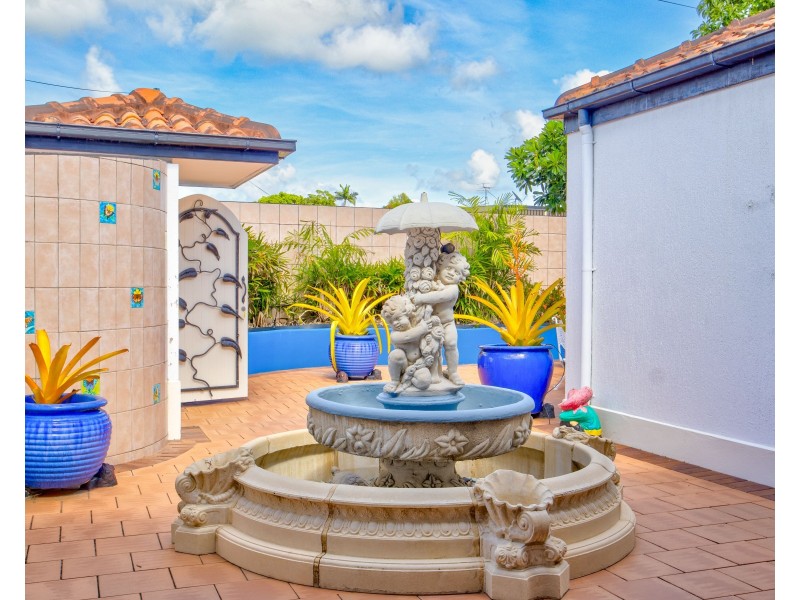 86 Reid Rd, Wongaling Beach QLD 4852