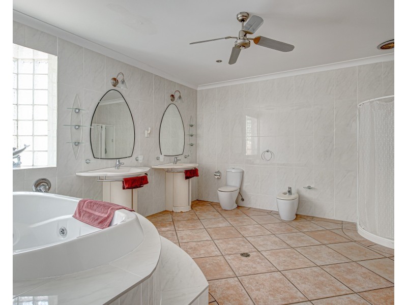 86 Reid Rd, Wongaling Beach QLD 4852