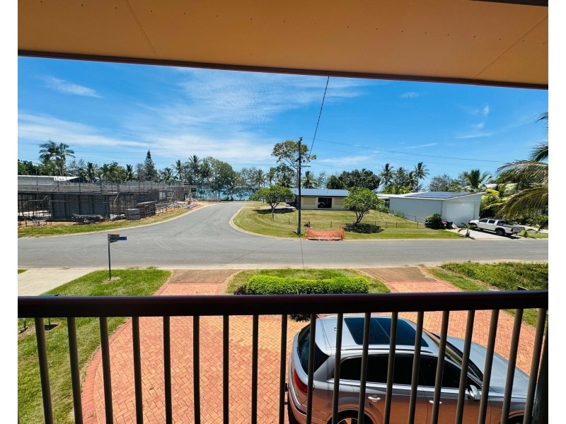 30 Wall St, South Mission Beach QLD 4852