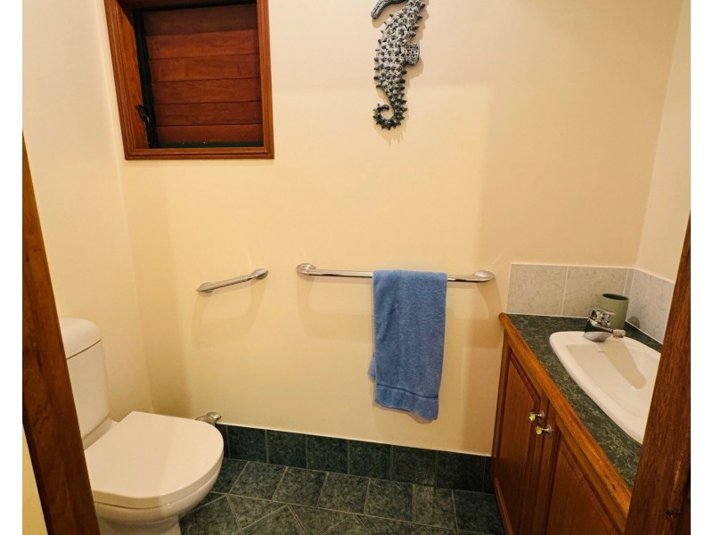 30 Wall St, South Mission Beach QLD 4852