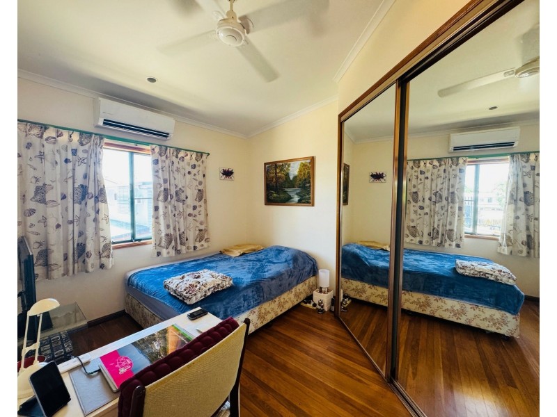 30 Wall St, South Mission Beach QLD 4852