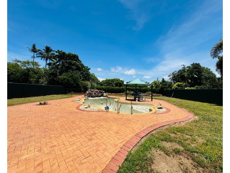 30 Wall St, South Mission Beach QLD 4852