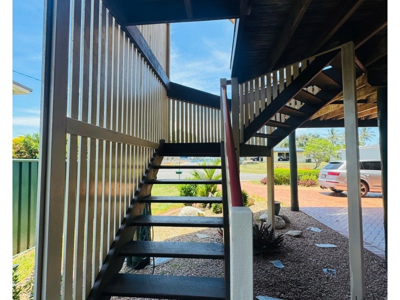 30 Wall St, South Mission Beach QLD 4852