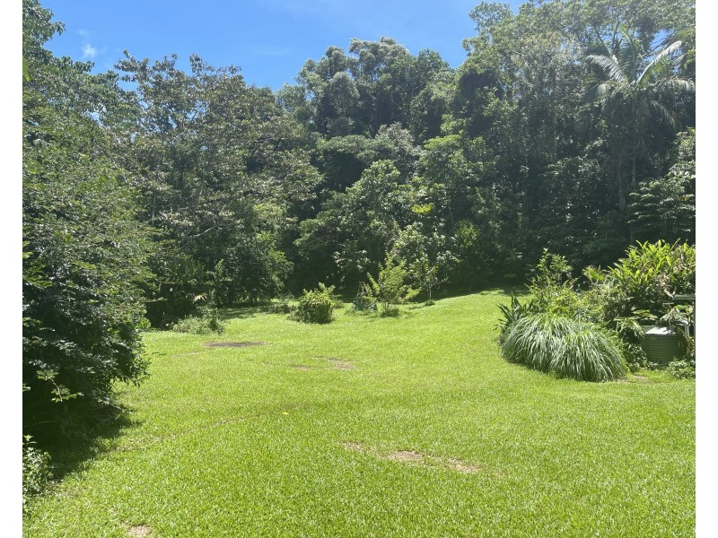 514 Bingil Bay Rd, Midgeree Bar QLD 4852