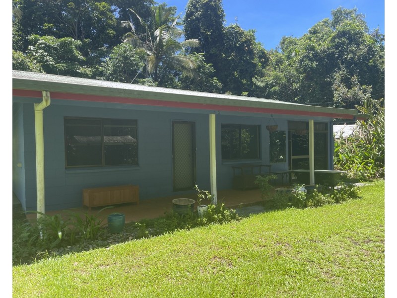 514 Bingil Bay Rd, Midgeree Bar QLD 4852