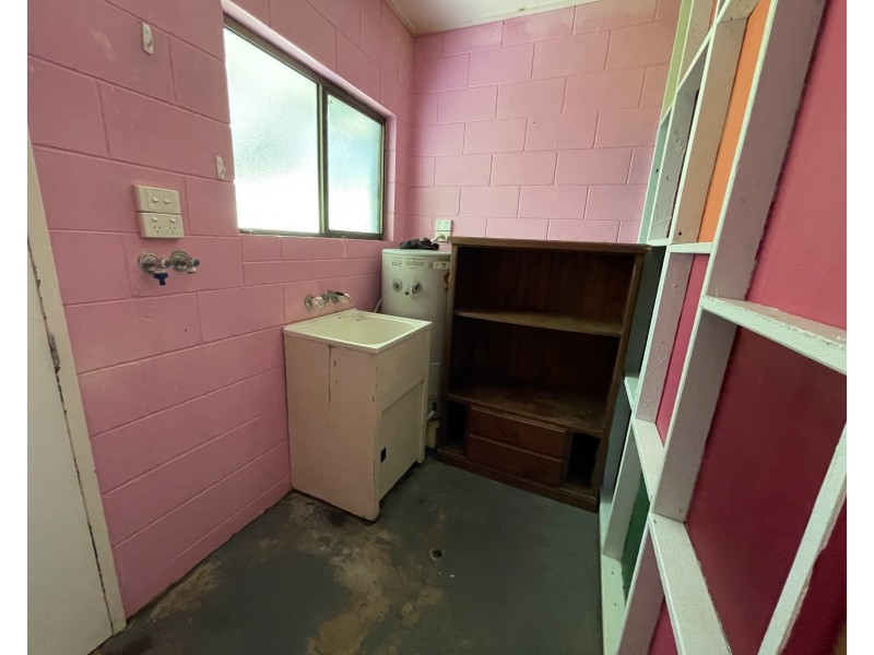 514 Bingil Bay Rd, Midgeree Bar QLD 4852