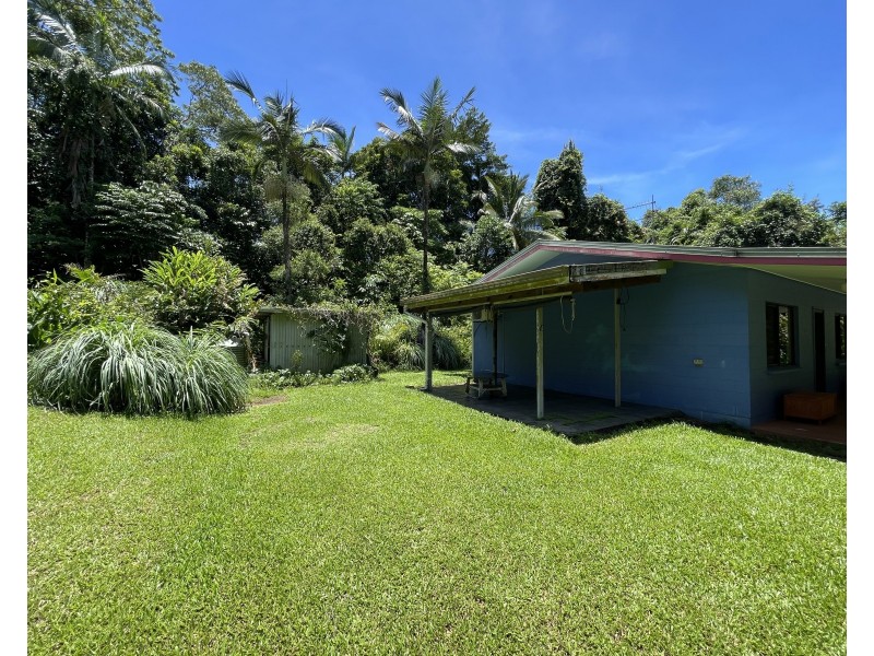 514 Bingil Bay Rd, Midgeree Bar QLD 4852
