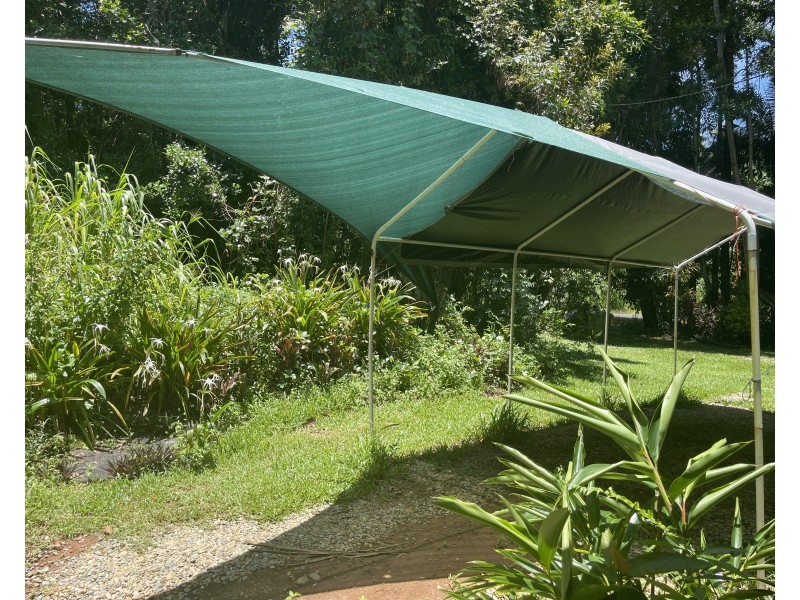 514 Bingil Bay Rd, Midgeree Bar QLD 4852