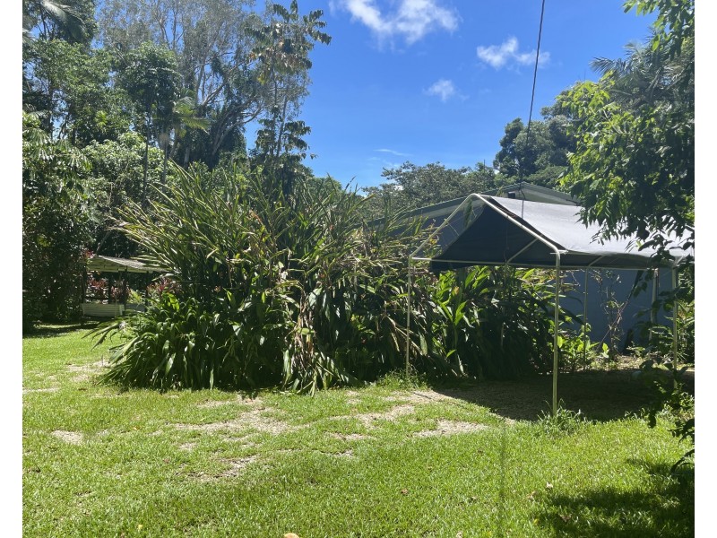 514 Bingil Bay Rd, Midgeree Bar QLD 4852