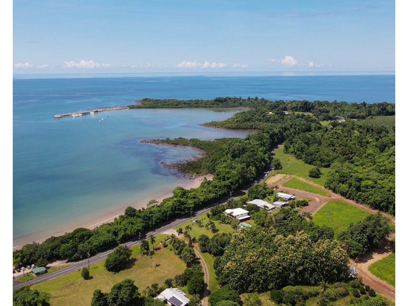 105 Alexander Dr, Mission Beach QLD 4852