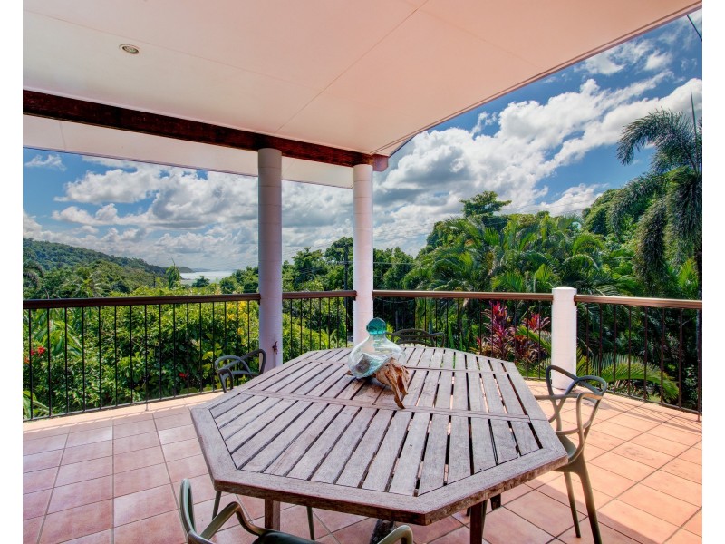 105 Alexander Dr, Mission Beach QLD 4852
