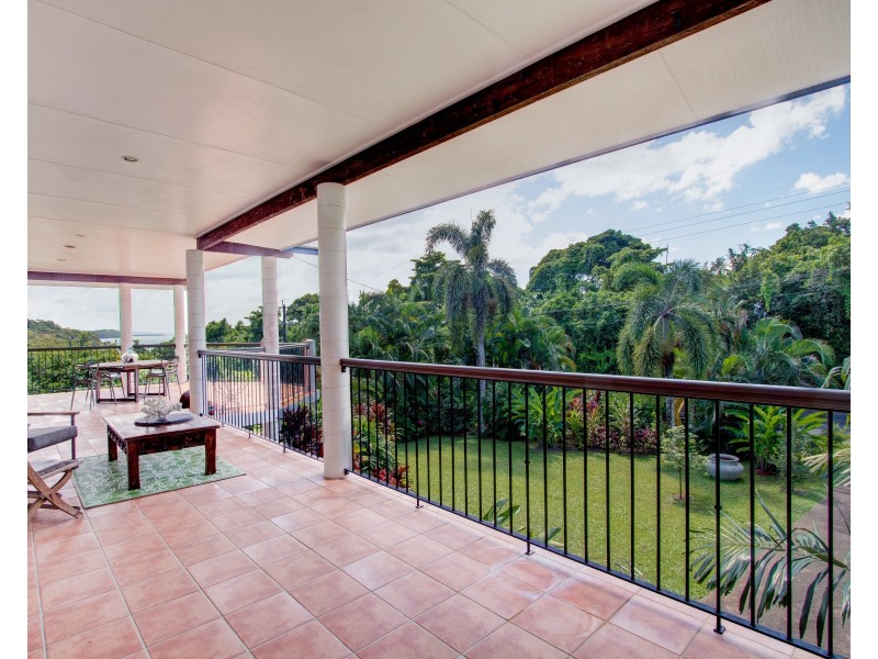 105 Alexander Dr, Mission Beach QLD 4852