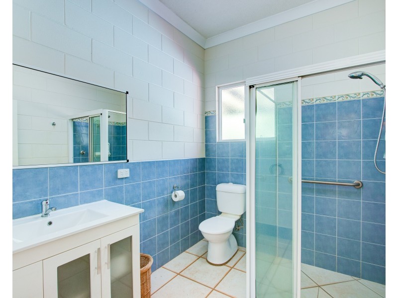 105 Alexander Dr, Mission Beach QLD 4852