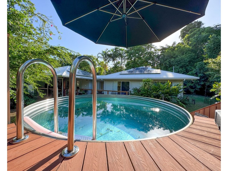 15 Spurwood Cl, Wongaling Beach QLD 4852