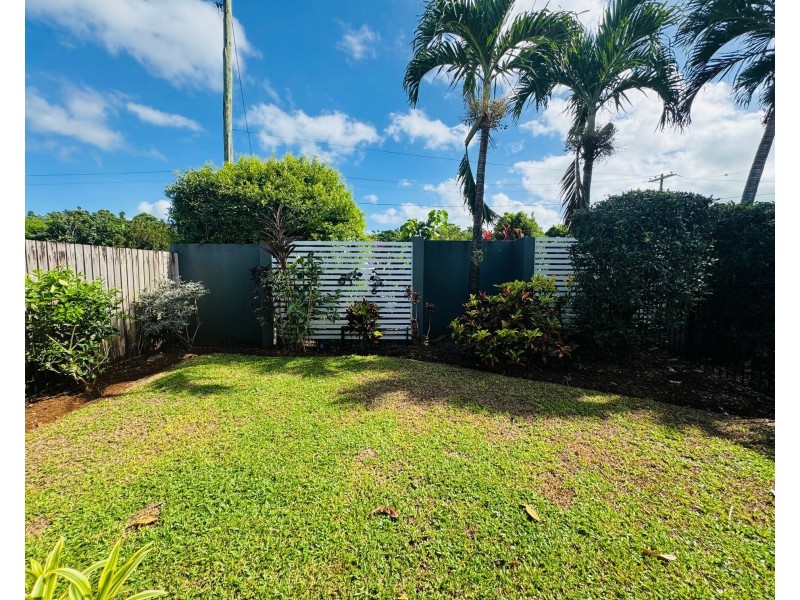 1/20 Seaview St, Mission Beach QLD 4852
