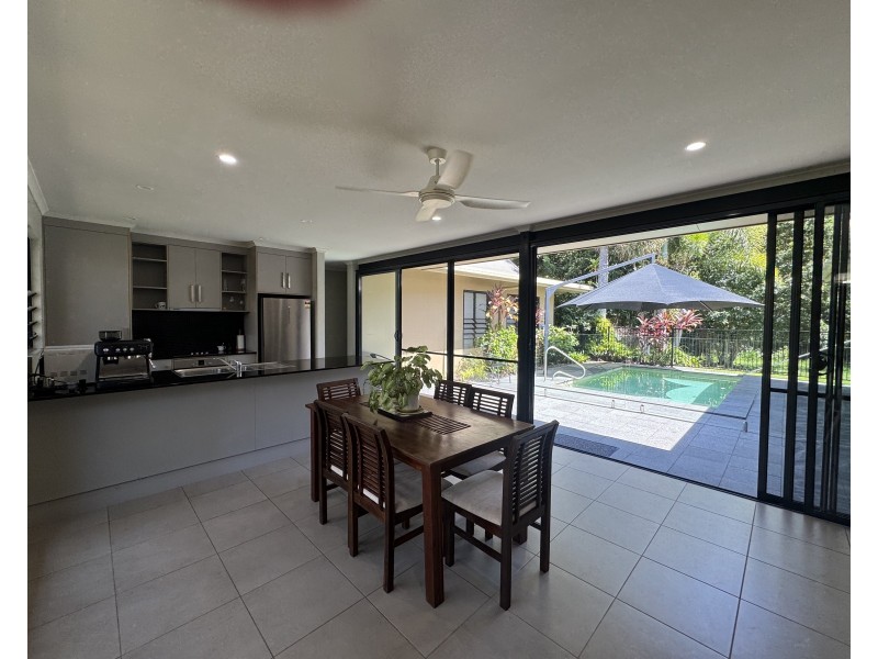 2/34 Mariner Dr, South Mission Beach QLD 4852