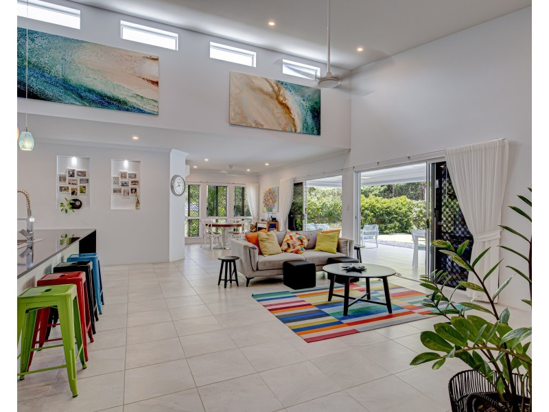 37 Koda St, Wongaling Beach QLD 4852