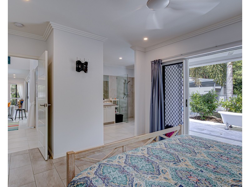 37 Koda St, Wongaling Beach QLD 4852