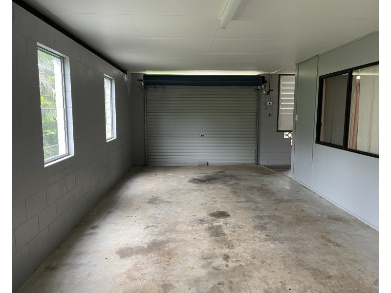 13 Webb Ct, Bingil Bay QLD 4852