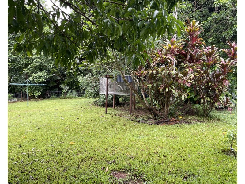 13 Webb Ct, Bingil Bay QLD 4852