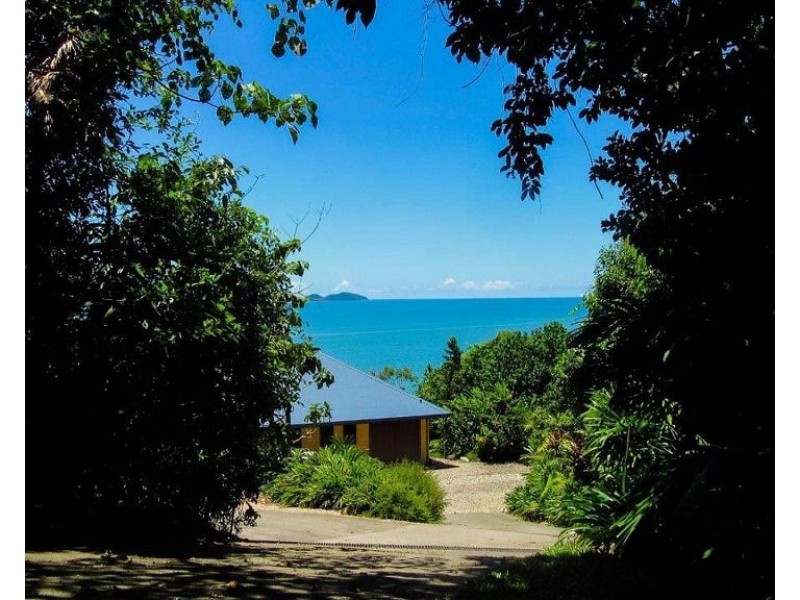 4/73 Explorers Drive, South Mission Beach QLD 4852