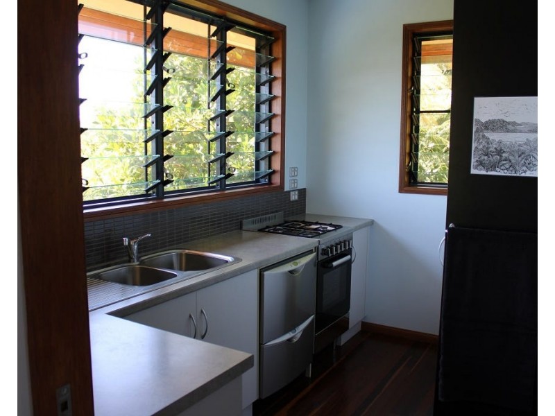 4/73 Explorers Drive, South Mission Beach QLD 4852