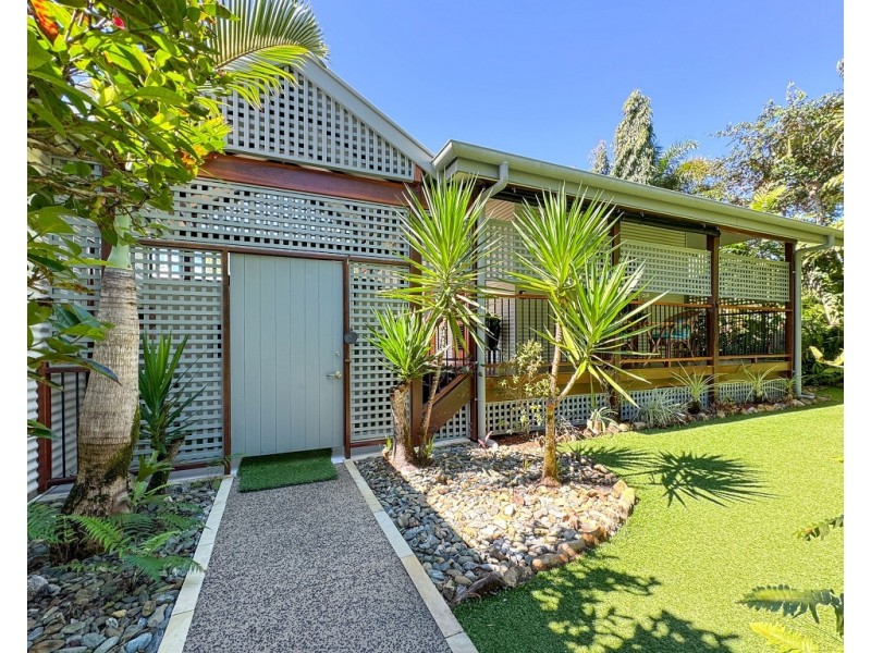 5 Nissen Street, Wongaling Beach QLD 4852