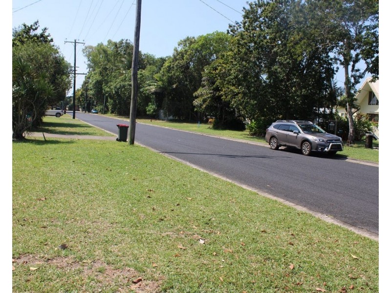 63 Seafarer Street, South Mission Beach QLD 4852