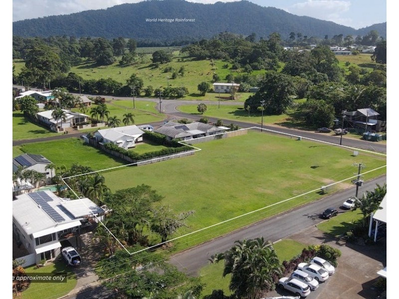 2 Pacific Parade, Mission Beach QLD 4852