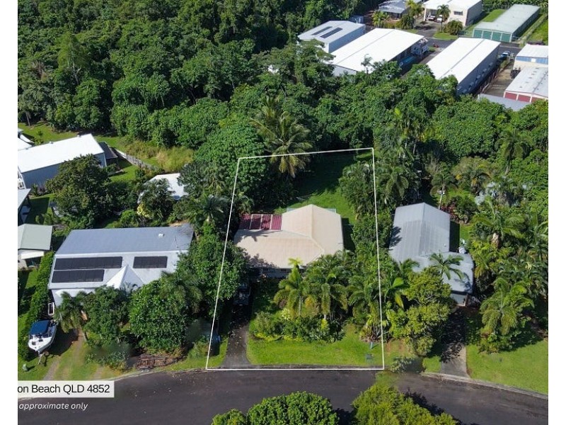 7 Kent Close, Mission Beach QLD 4852