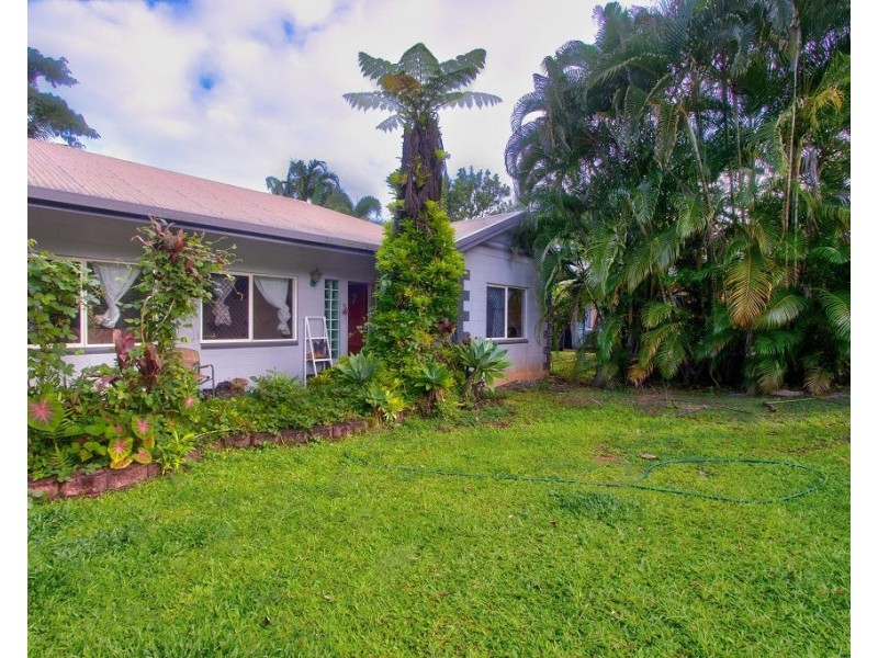7 Kent Close, Mission Beach QLD 4852