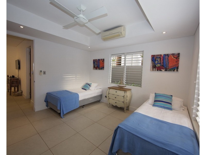 Unit 1/2B Reid Rd, Wongaling Beach QLD 4852