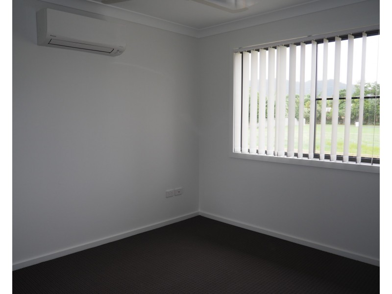 2/8 Coralli Close, Mission Beach QLD 4852