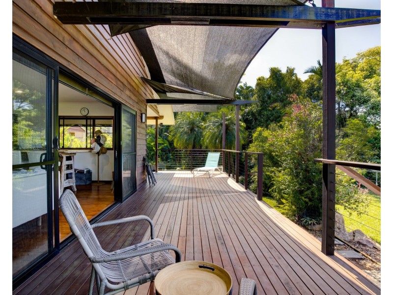 12 Admiralty St, South Mission Beach QLD 4852