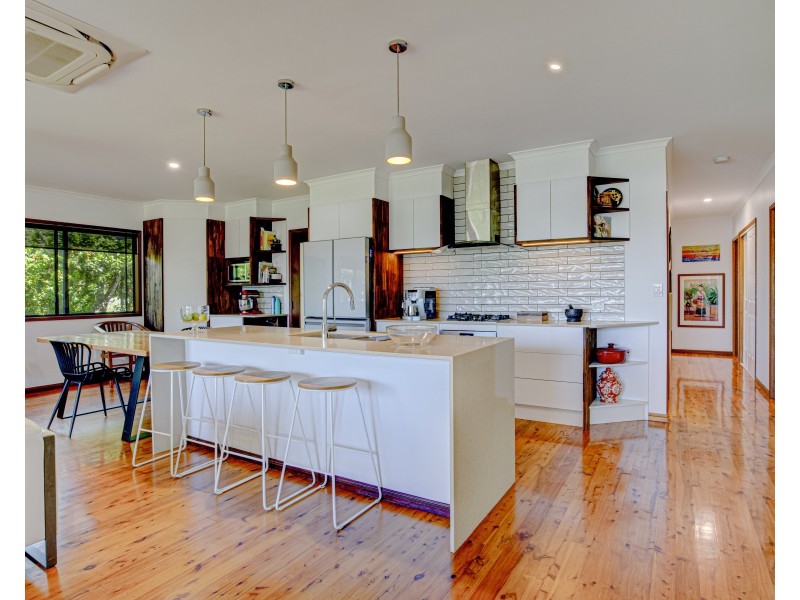 12 Admiralty St, South Mission Beach QLD 4852