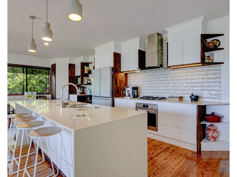 12 Admiralty St, South Mission Beach QLD 4852