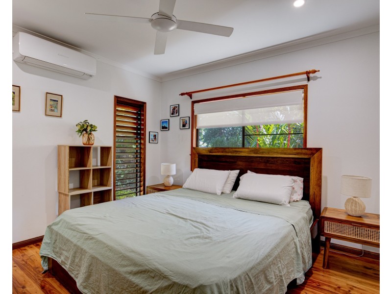12 Admiralty St, South Mission Beach QLD 4852