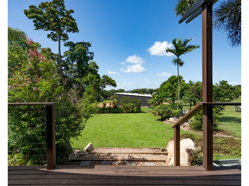12 Admiralty St, South Mission Beach QLD 4852
