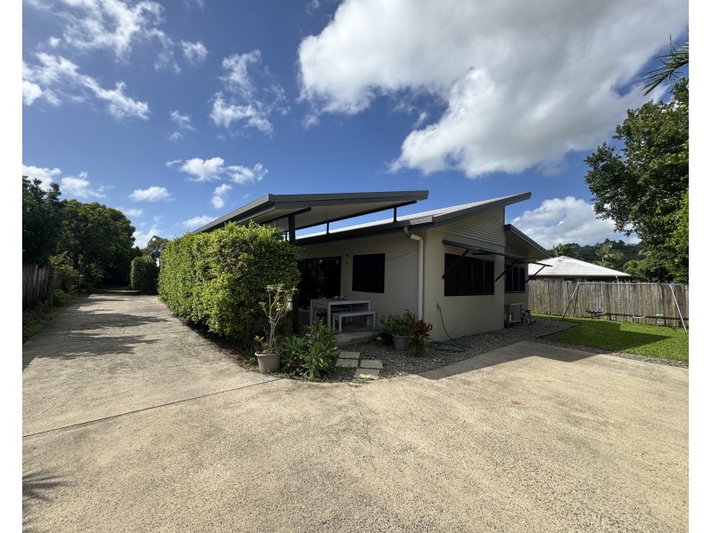 45 Midshipman St, South Mission Beach QLD 4852